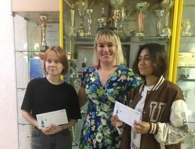 Воспитанницы Центра «Созвездие» из Новосибирска получили стипендии Фонда